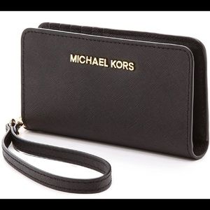 NWT Michael Kors Wallet/cellphone case